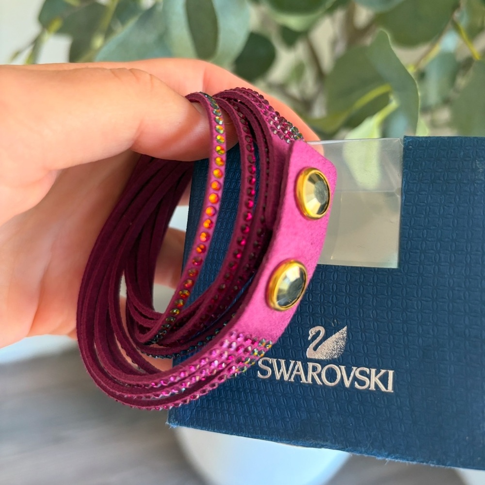 Swarovski Deluxe Slake Wrap Bracelet Pink (Authentic)